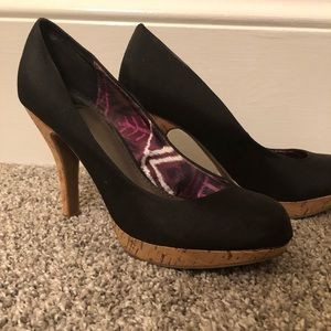 Fergalicious - Black Pumps